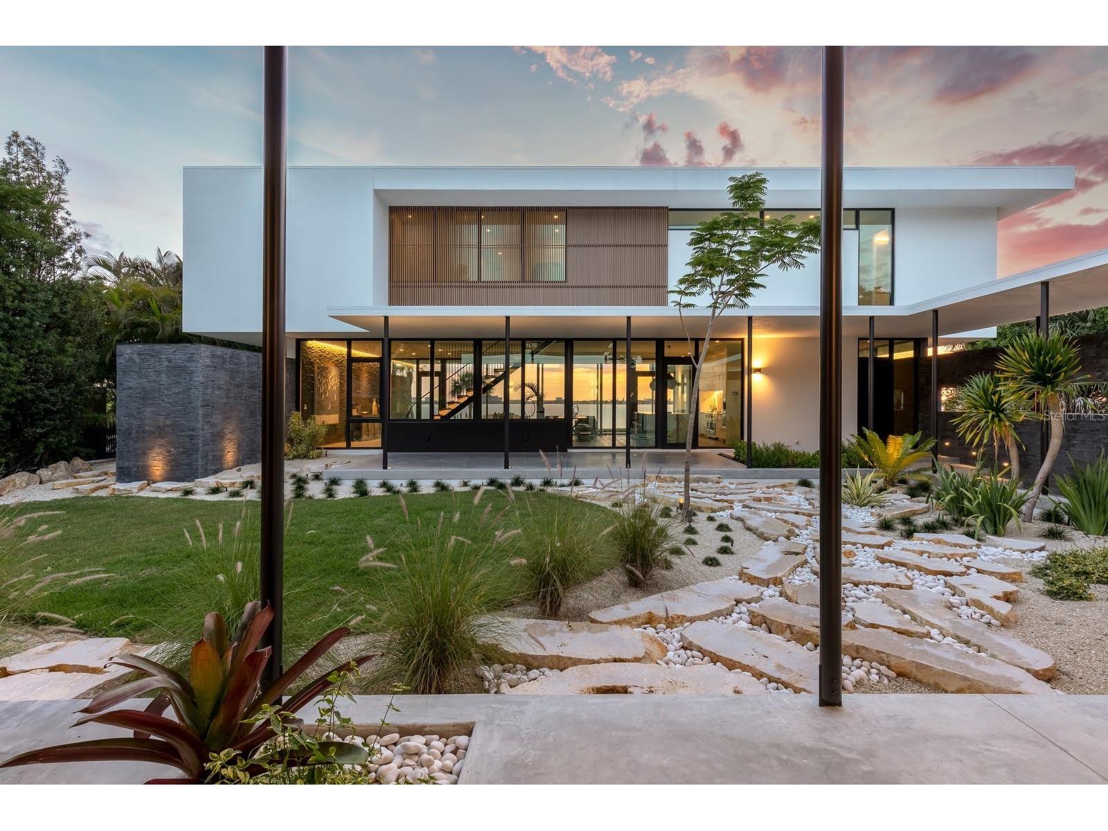 1500 Bayview Drive Sarasota FL 34239 - SARASOTA BAY A4678945 image9