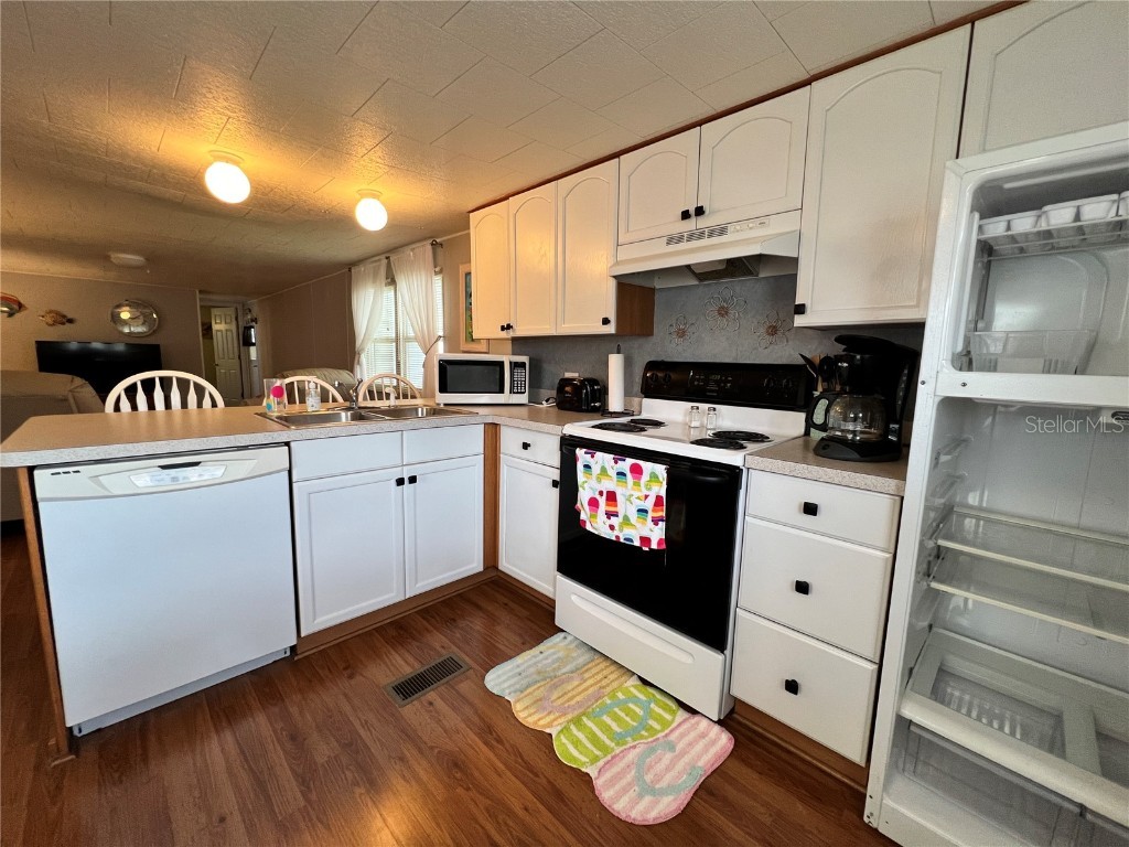 1500 County Road 1 #51 Dunedin FL 34698 TB8434249 image8