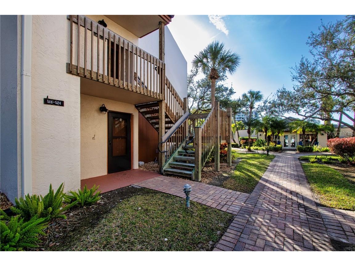 1500 Cove Ii Place #524 Sarasota FL 34242 A4676444 image1