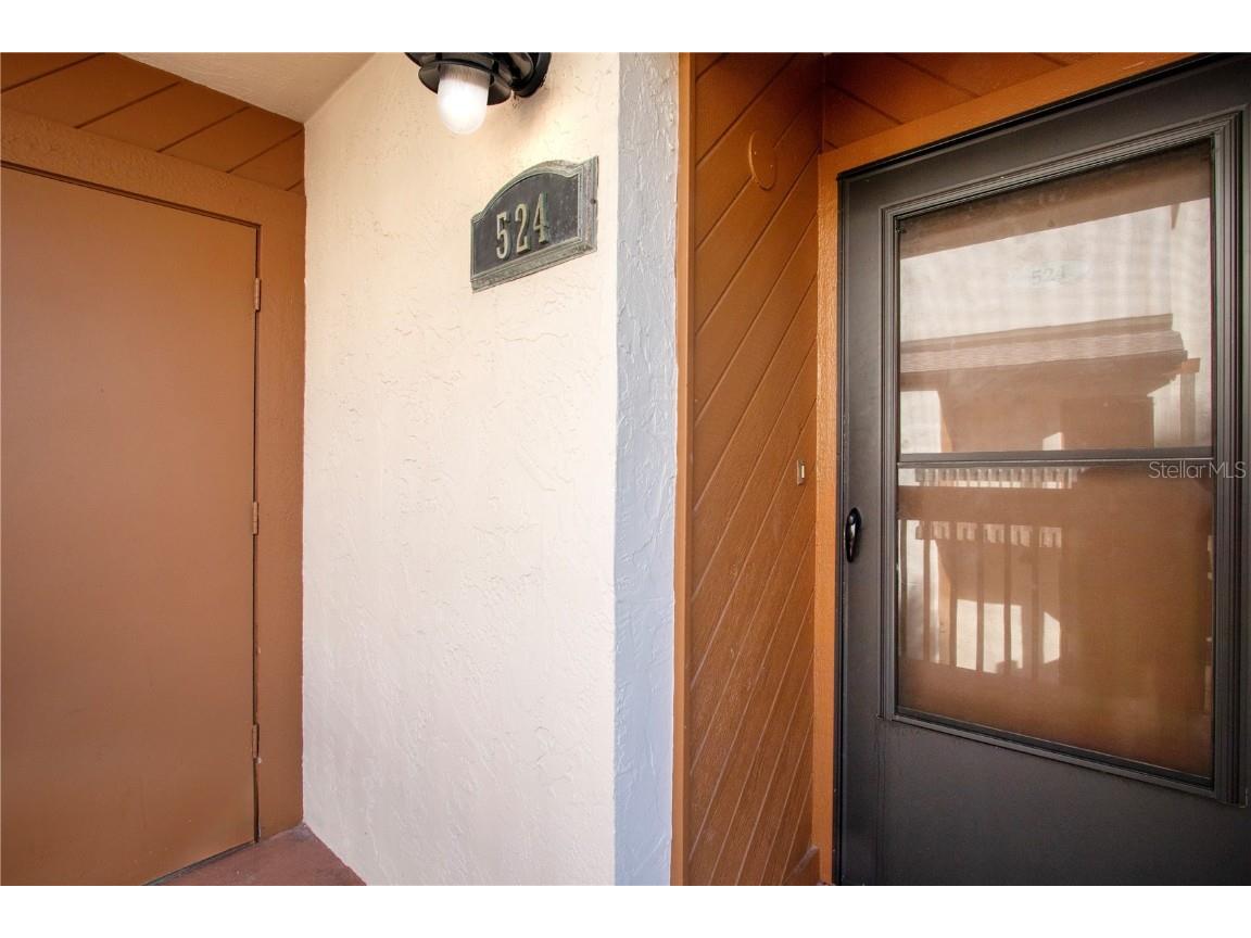 1500 Cove Ii Place #524 Sarasota FL 34242 A4676444 image3