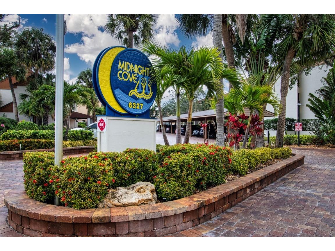 1500 Cove Ii Place #524 Sarasota FL 34242 A4676444 image56