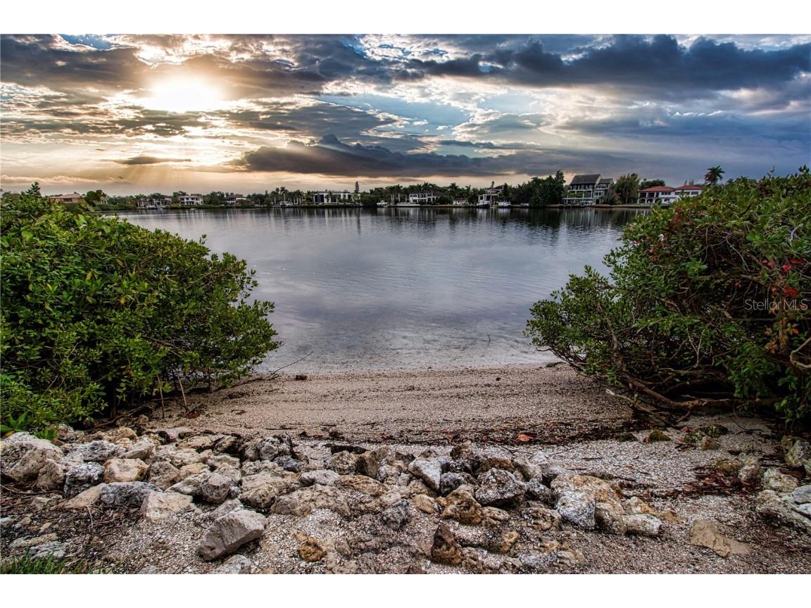 1500 Cove Ii Place #524 Sarasota FL 34242 A4676444 image60