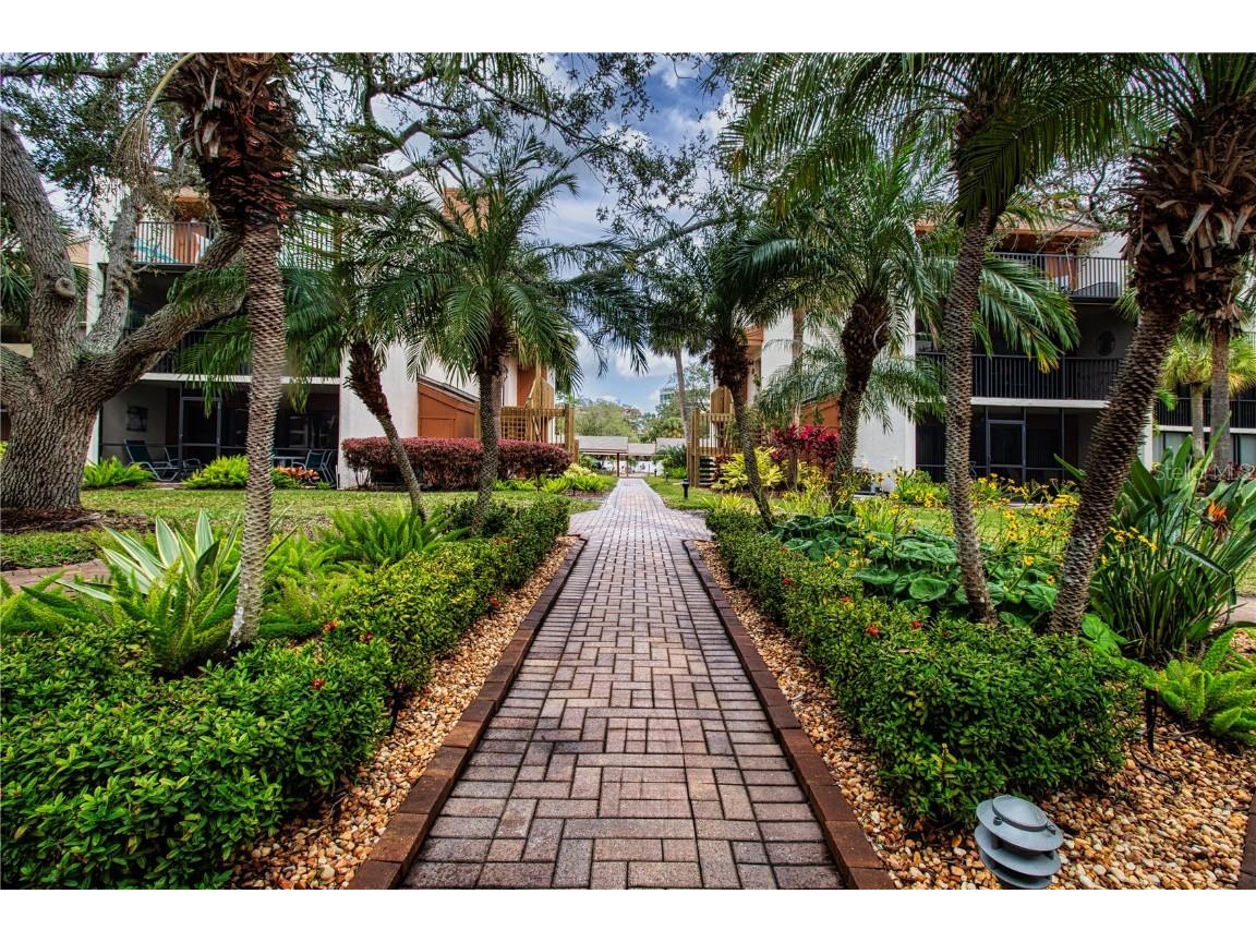 1500 Cove Ii Place #524 Sarasota FL 34242 A4676444 image74