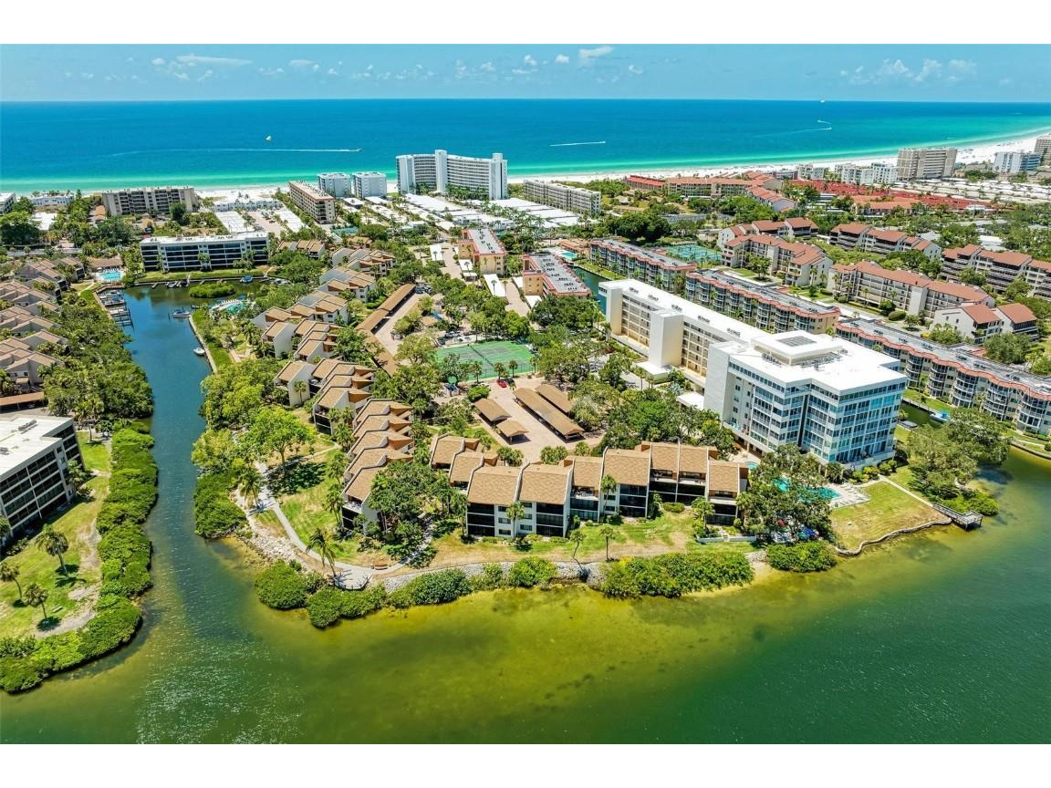 1500 Cove Ii Place #532 Sarasota FL 34242 A4579600 image1