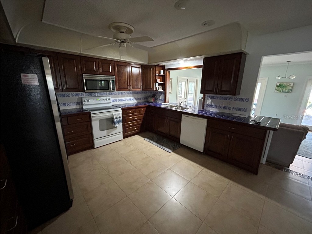 1500 Crest Drive Englewood FL 34223 A4652268 image4