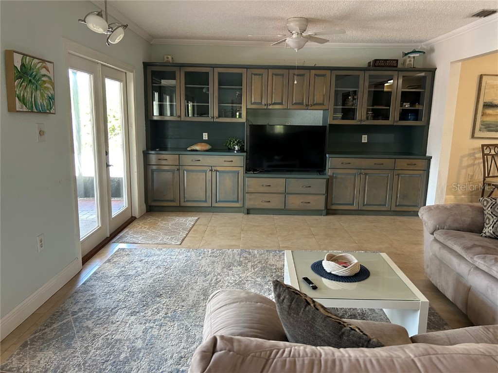 1500 Crest Drive Englewood FL 34223 A4652268 image7