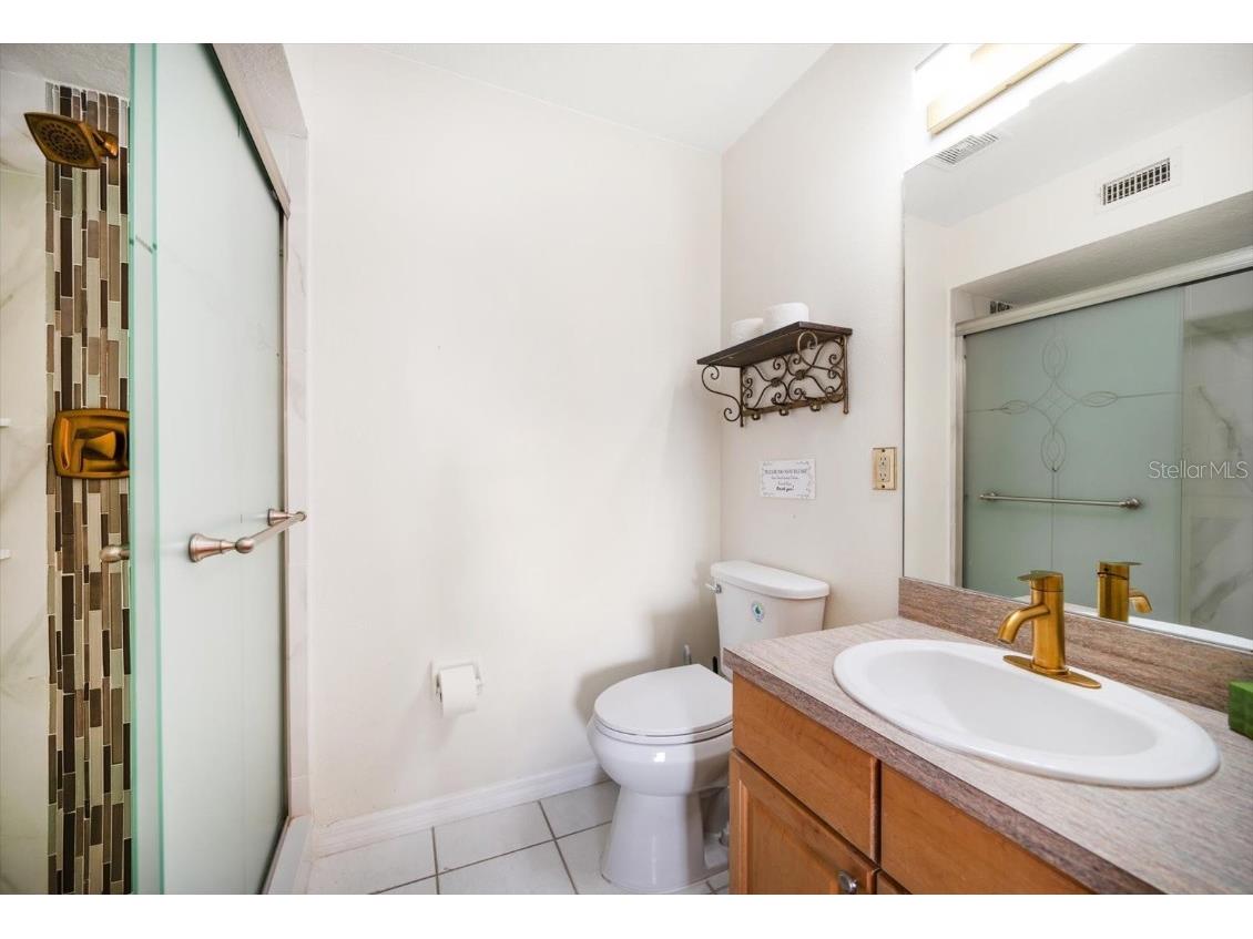 1500 Gulf Boulevard #103B Indian Rocks Beach FL 33785 TB8376631 image17