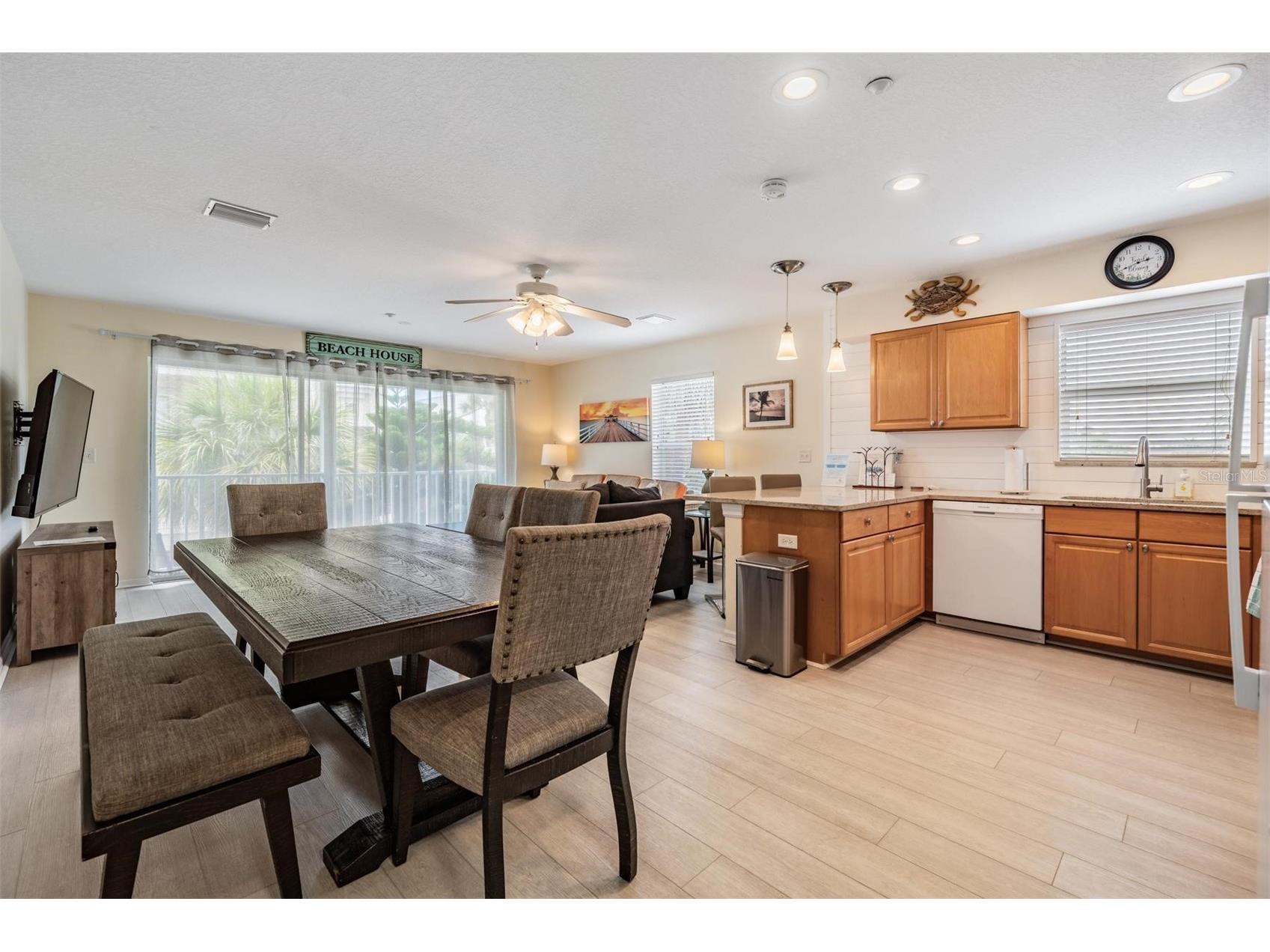 1500 Gulf Boulevard #204B Indian Rocks Beach FL 33785 TB8504207 image22