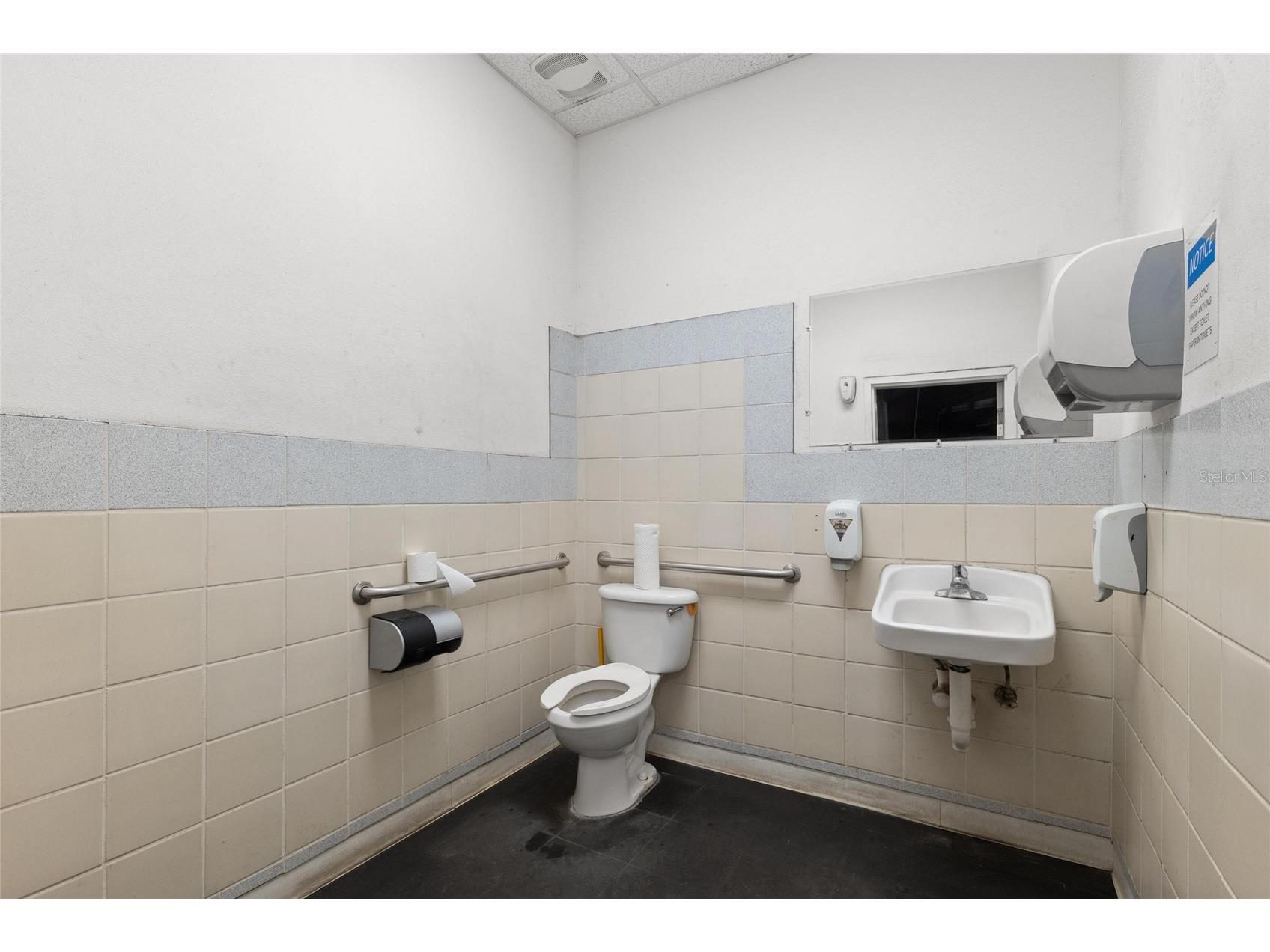 1500 L And R Industrial Boulevard #BLDG. D Tarpon Springs FL 34689 TB8420124 image27