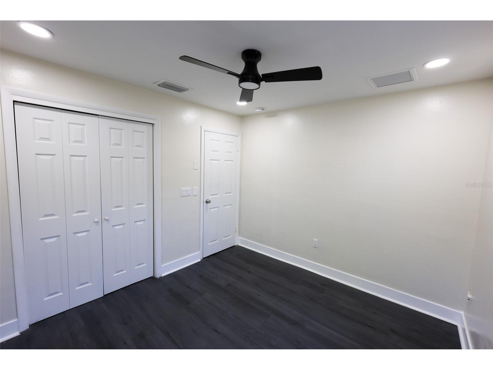 1500 Laurel Circle Clearwater FL 33756 TB8509433 image12