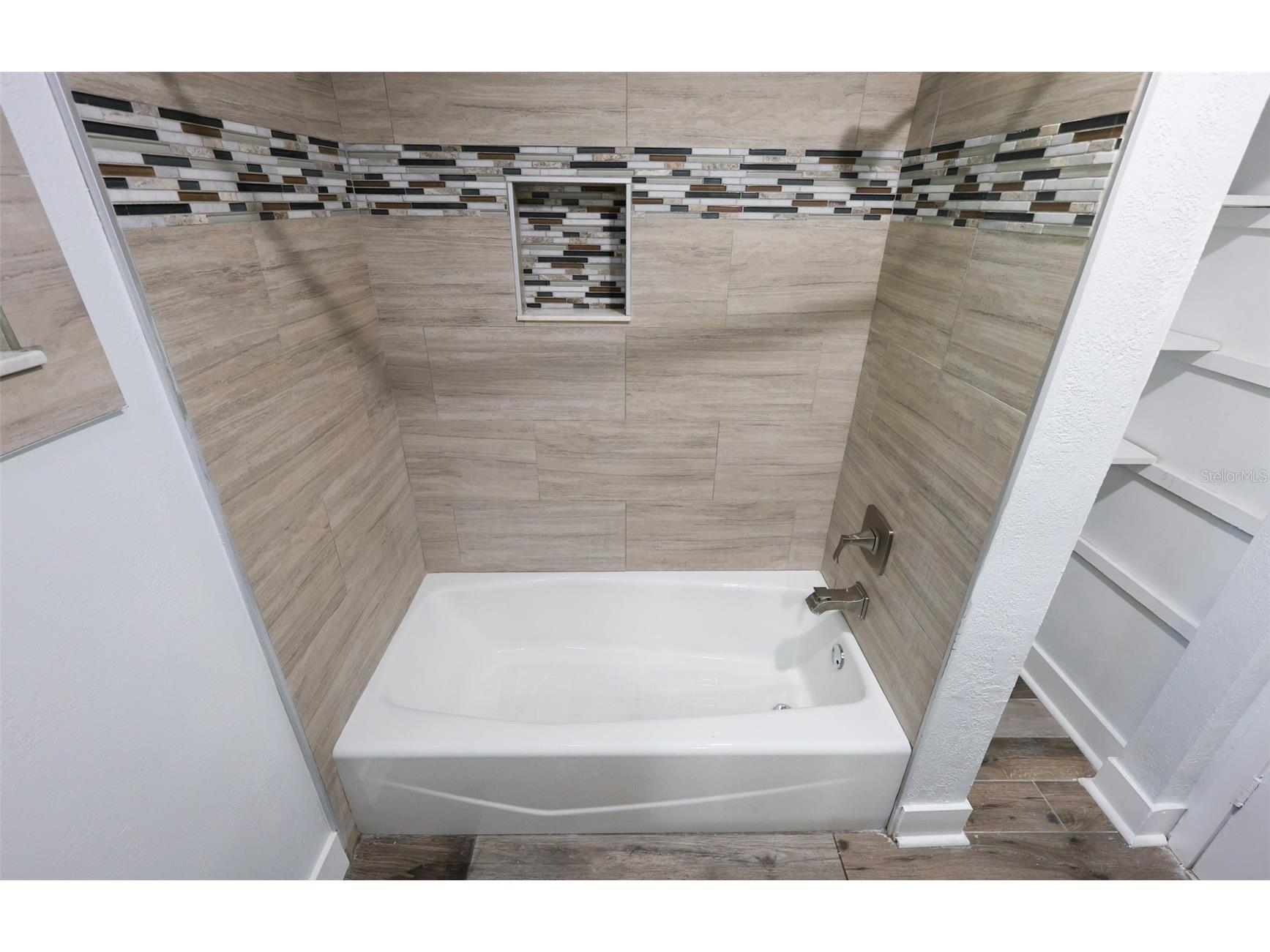 1500 Laurel Circle Clearwater FL 33756 TB8509433 image14