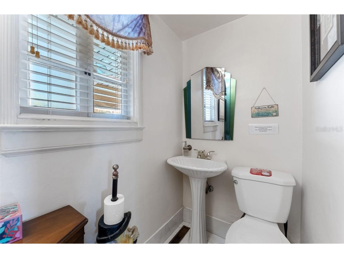 1500 Maple Street Clearwater FL 33755 TB8429998 image39