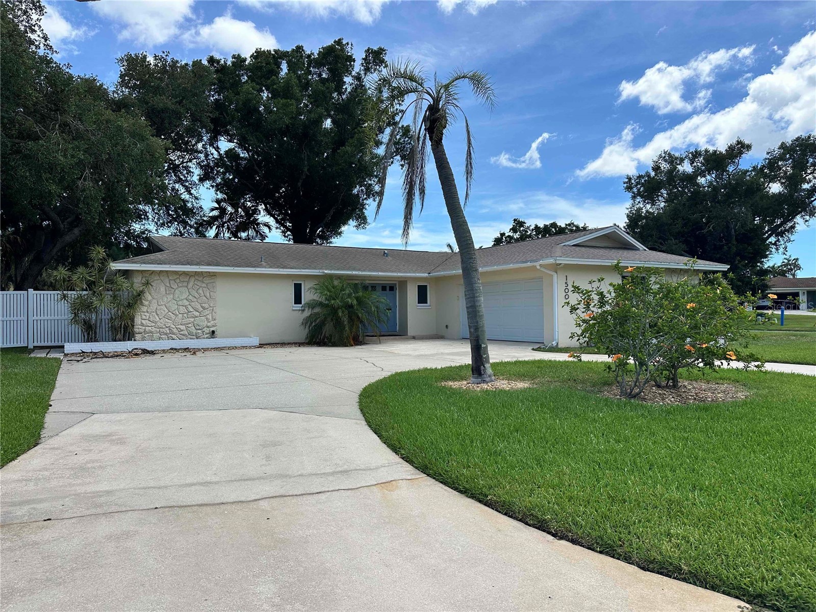 1500 N Dakota Avenue NE Saint Petersburg FL 33703 TB8519945 image1