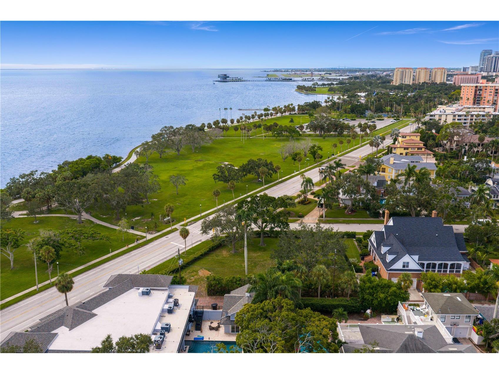 1500 N Shore Drive NE Saint Petersburg FL 33704 TB8415691 image5