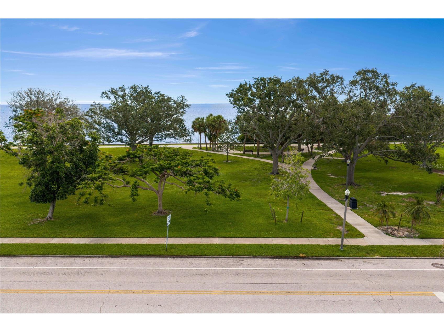 1500 N Shore Drive NE Saint Petersburg FL 33704 TB8415691 image7