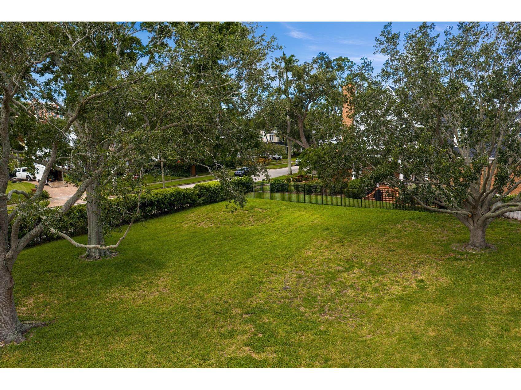 1500 N Shore Drive NE Saint Petersburg FL 33704 TB8415691 image8