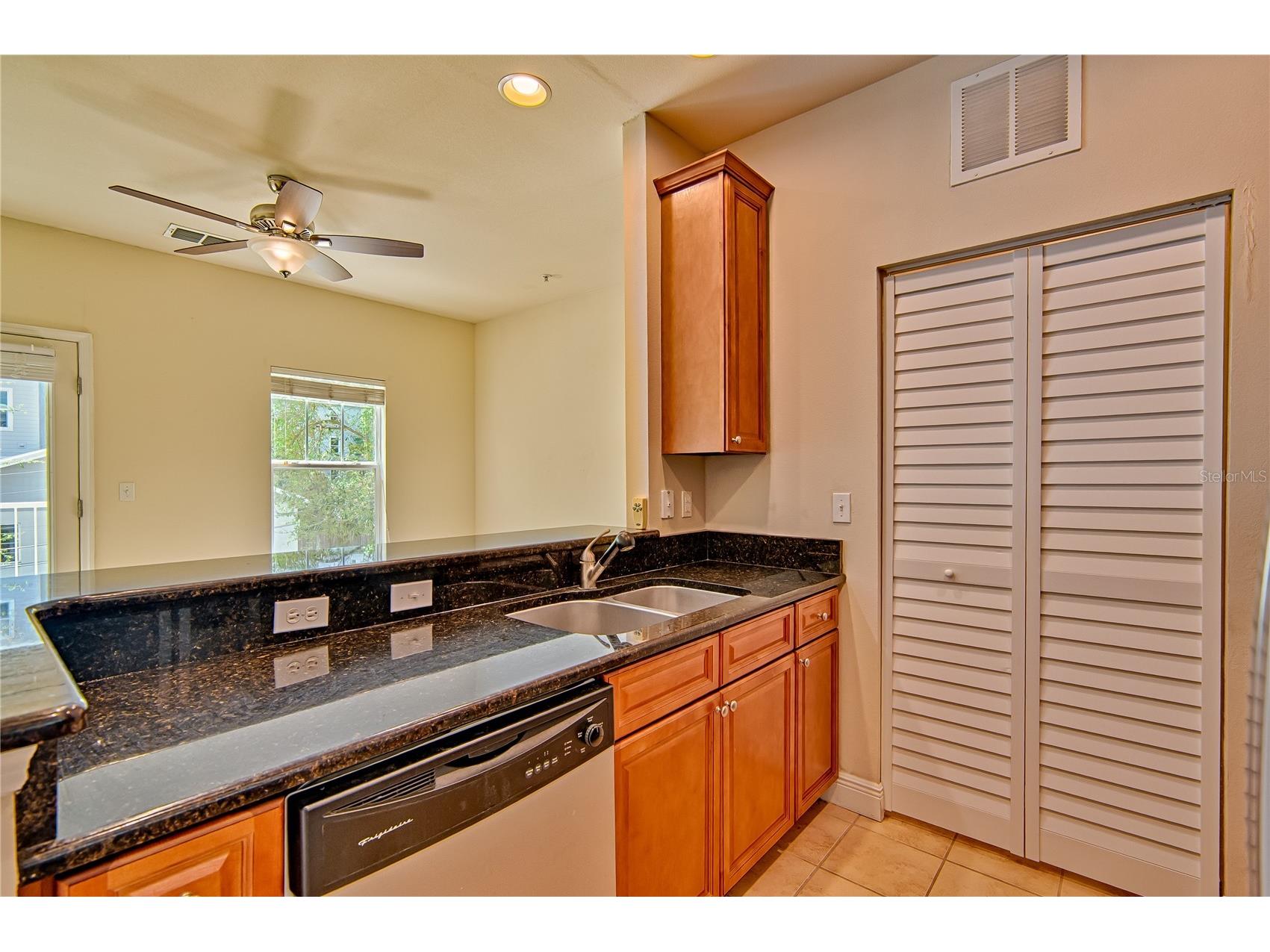 1500 NW 4th Avenue #213 Gainesville FL 32603 GC539282 image9