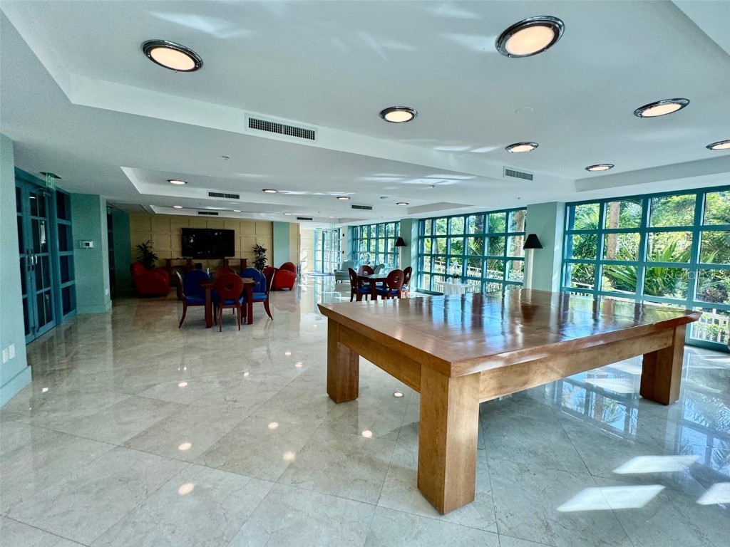 1500 Ocean Drive #905 Miami Beach FL 33139 V4938811 image34