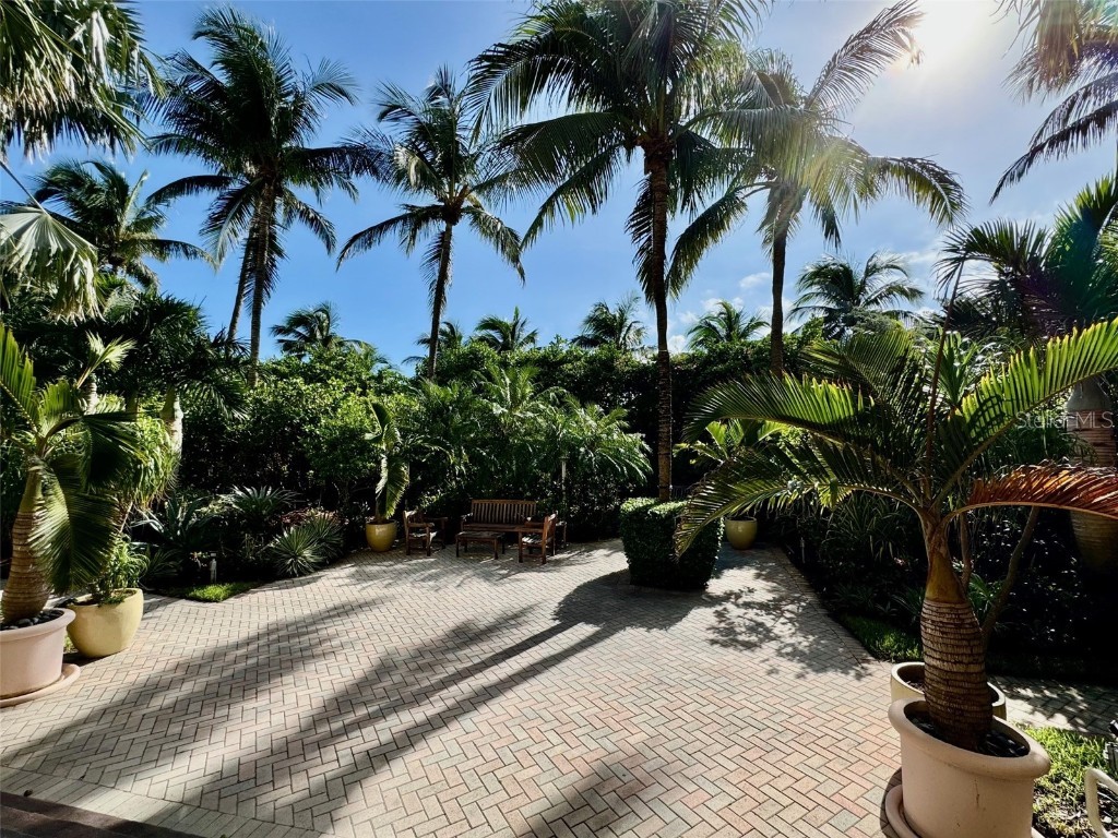 1500 Ocean Drive #905 Miami Beach FL 33139 V4938811 image40