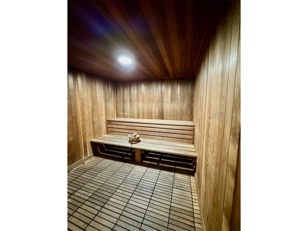 1500 Ocean Drive #905 Miami Beach FL 33139 V4938811 image44