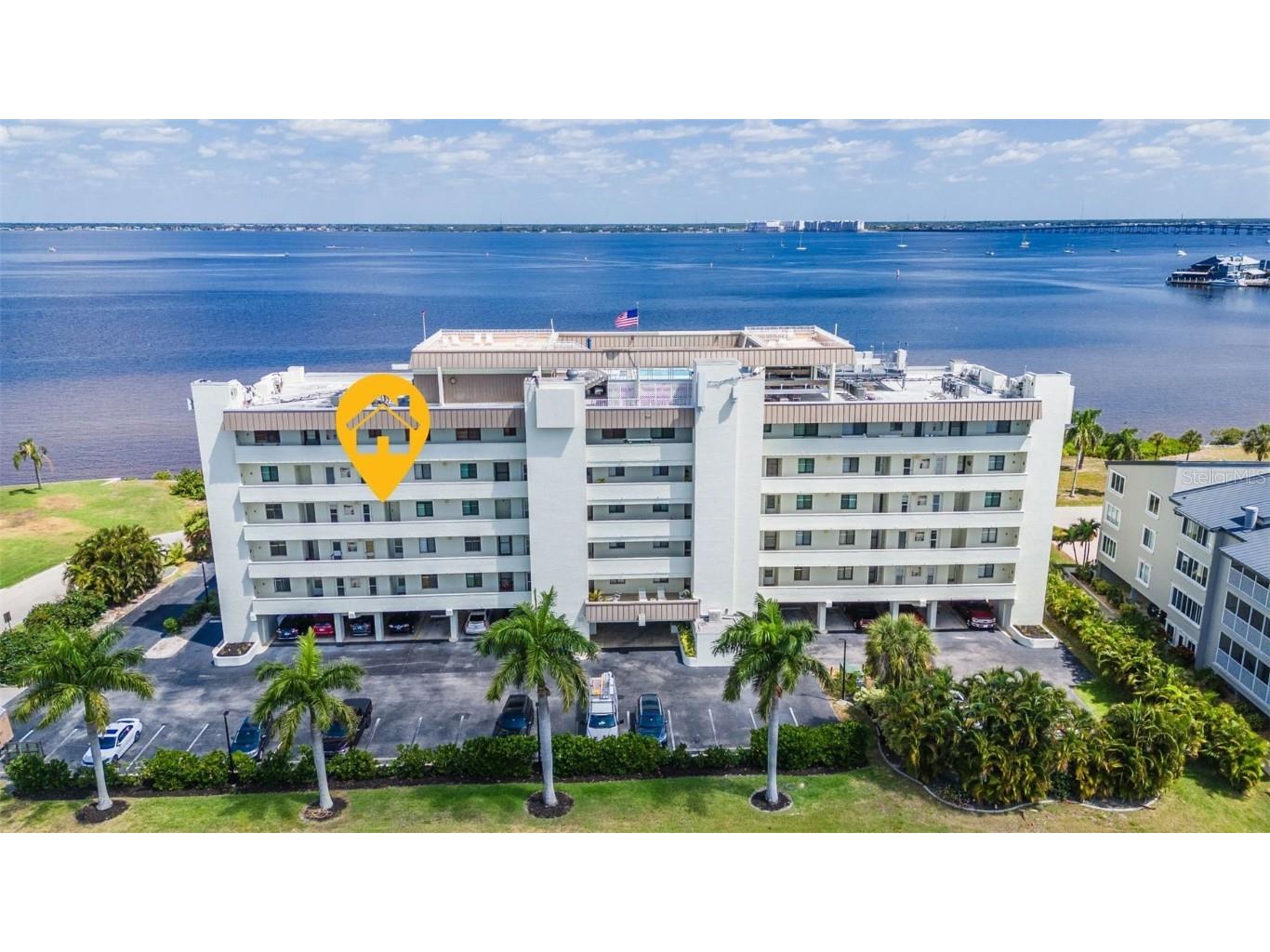 1500 Park Beach Circle #3B Punta Gorda FL 33950 - CHARLOTTE HARBOR C7492324 image1