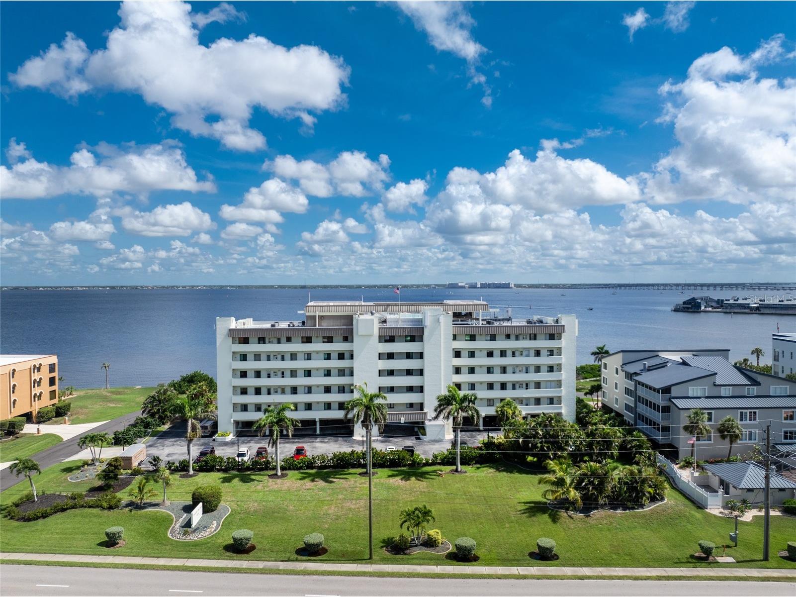 1500 Park Beach Circle #3D Punta Gorda FL 33950 - CHARLOTTE HARBOR C7524095 image1