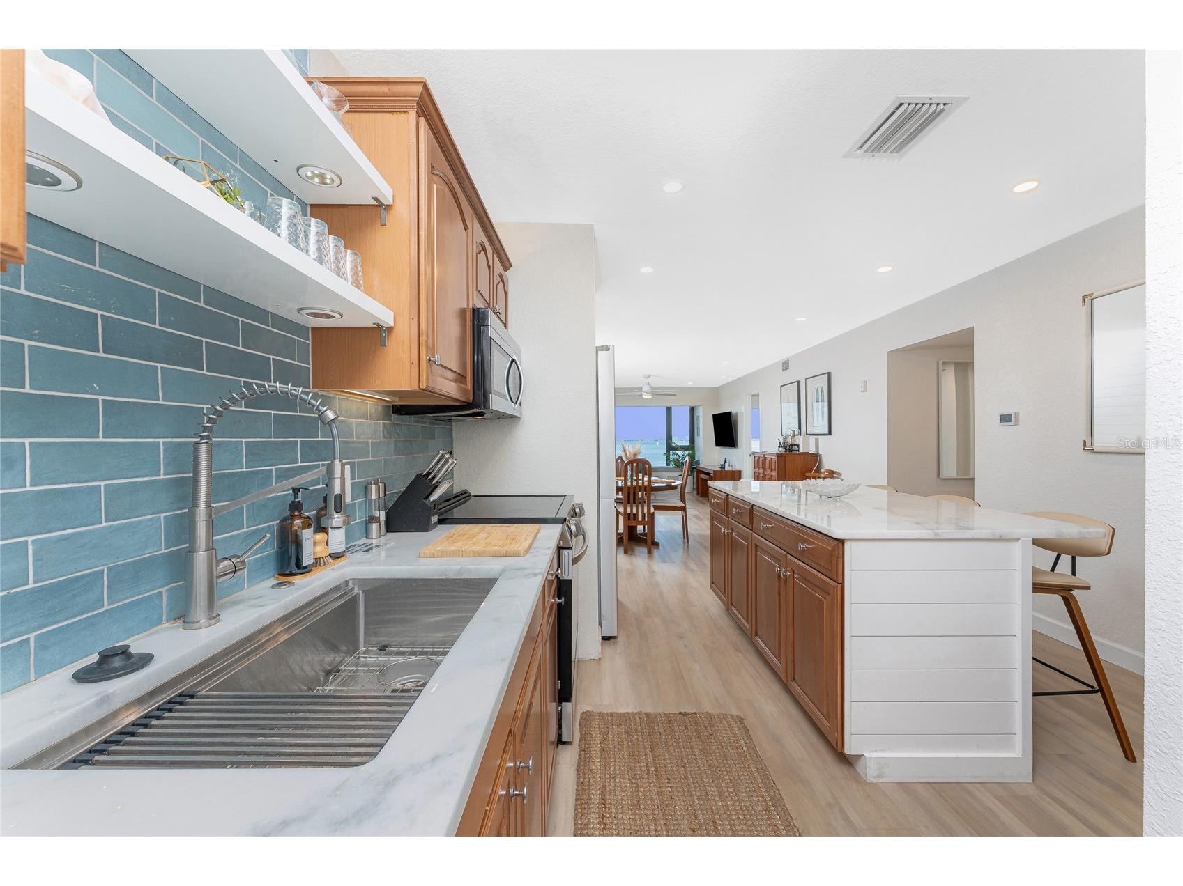1500 Park Beach Circle #3D Punta Gorda FL 33950 - CHARLOTTE HARBOR C7524095 image3