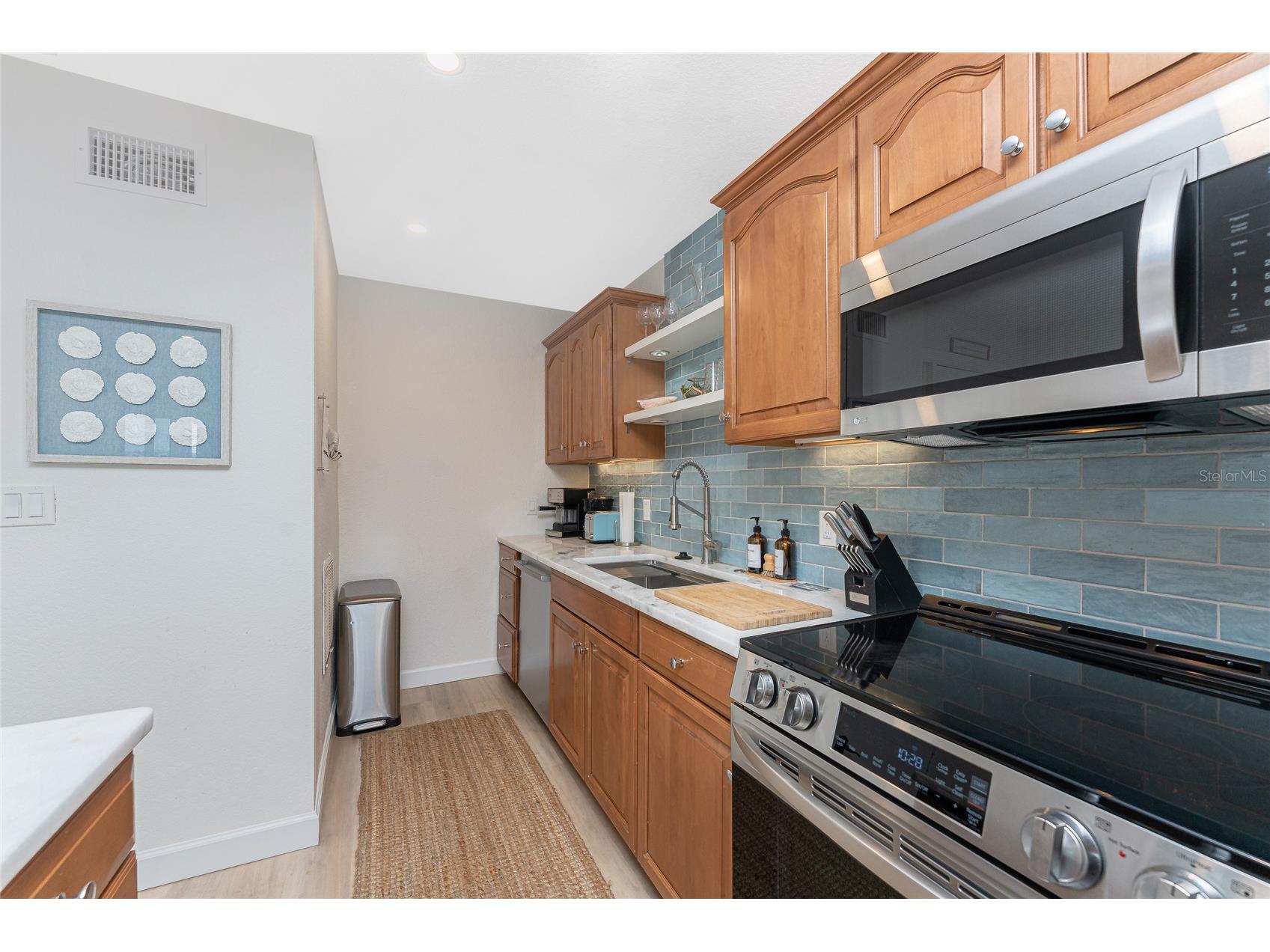 1500 Park Beach Circle #3D Punta Gorda FL 33950 - CHARLOTTE HARBOR C7524095 image5