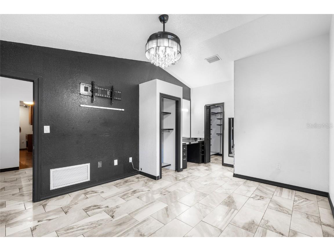 1500 Poinsettia Avenue Tarpon Springs FL 34689 TB8431507 image11