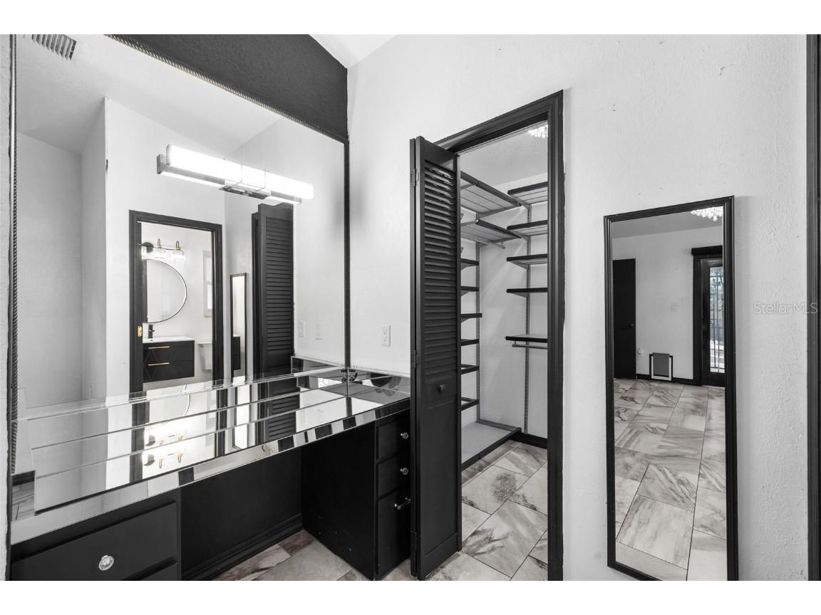 1500 Poinsettia Avenue Tarpon Springs FL 34689 TB8431507 image13