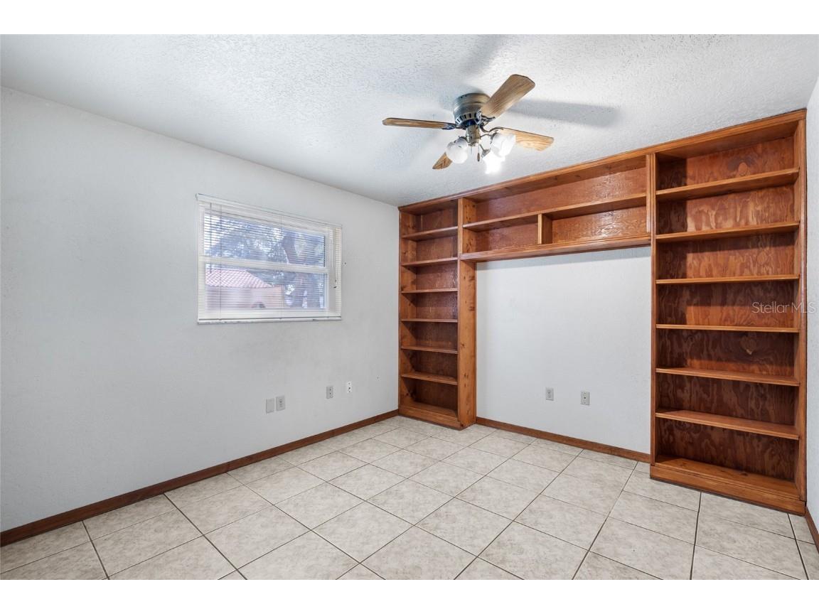 1500 Poinsettia Avenue Tarpon Springs FL 34689 TB8431507 image17