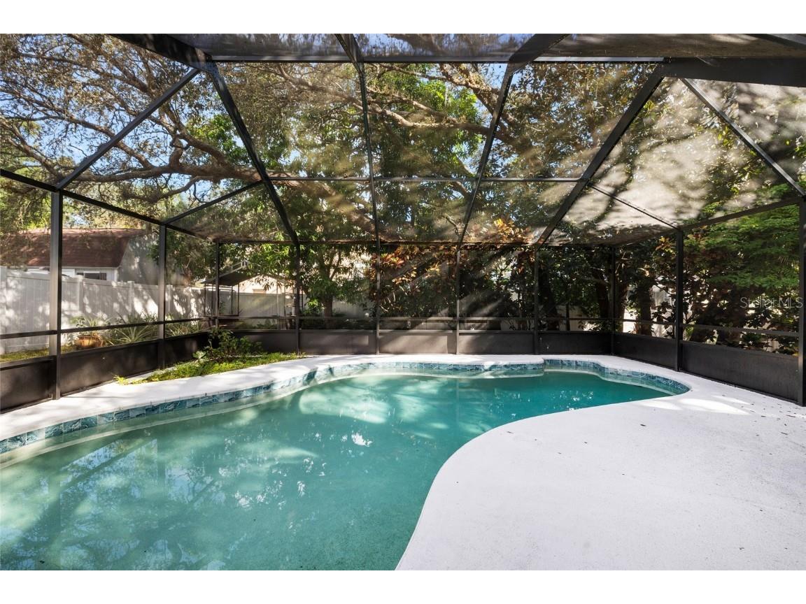 1500 Poinsettia Avenue Tarpon Springs FL 34689 TB8431507 image31