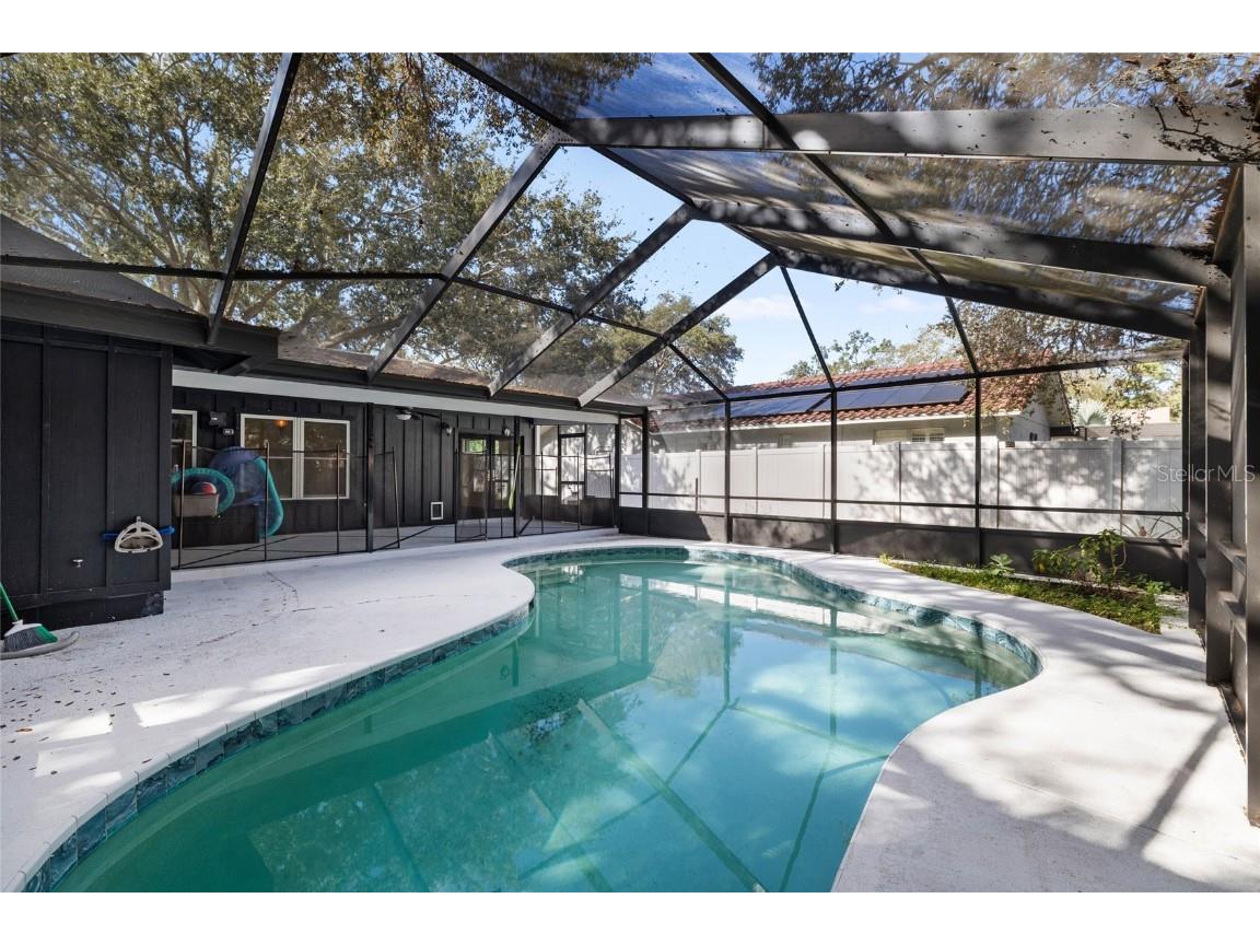 1500 Poinsettia Avenue Tarpon Springs FL 34689 TB8431507 image34