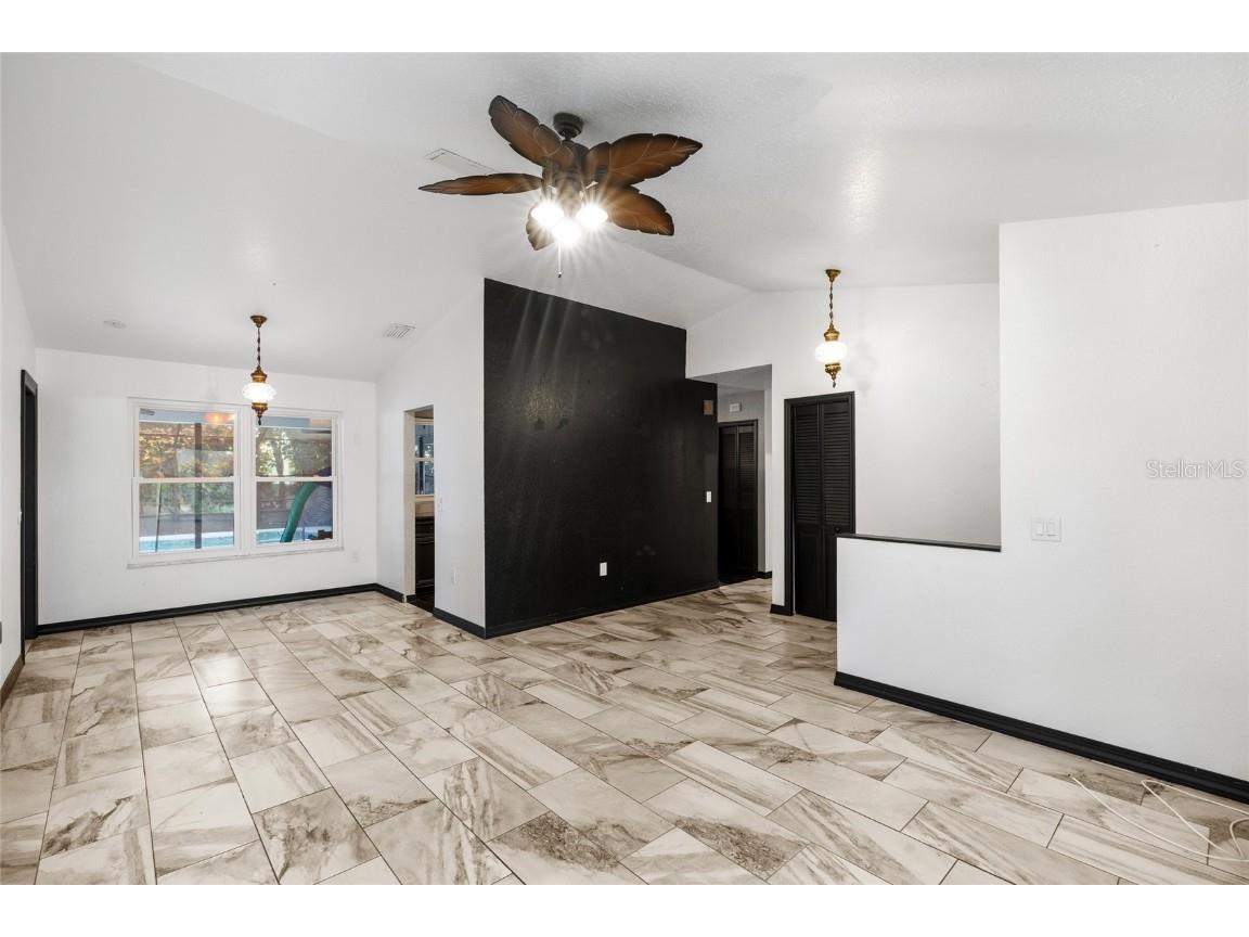 1500 Poinsettia Avenue Tarpon Springs FL 34689 TB8431507 image8