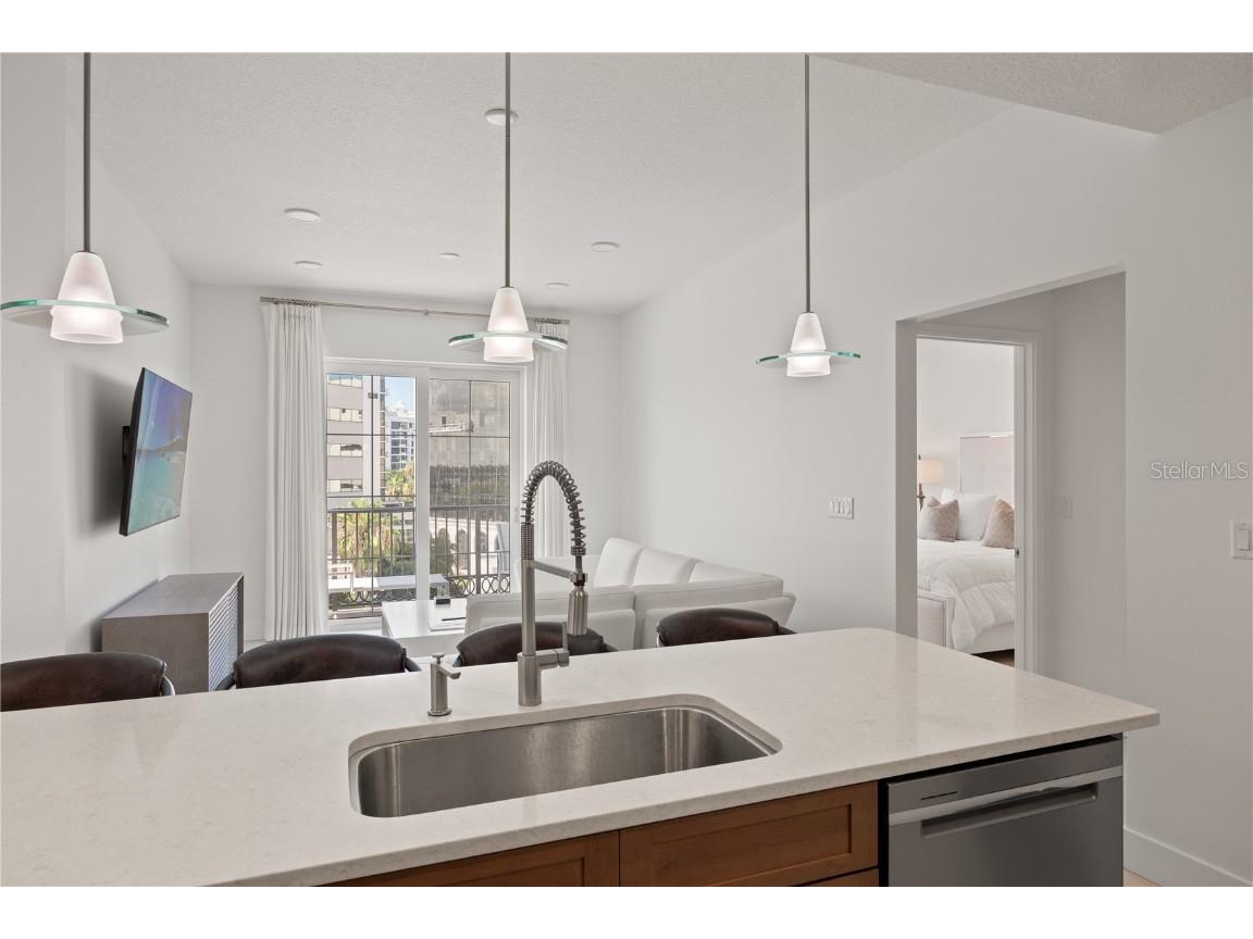 1500 State Street #505 Sarasota FL 34236 A4658687 image3