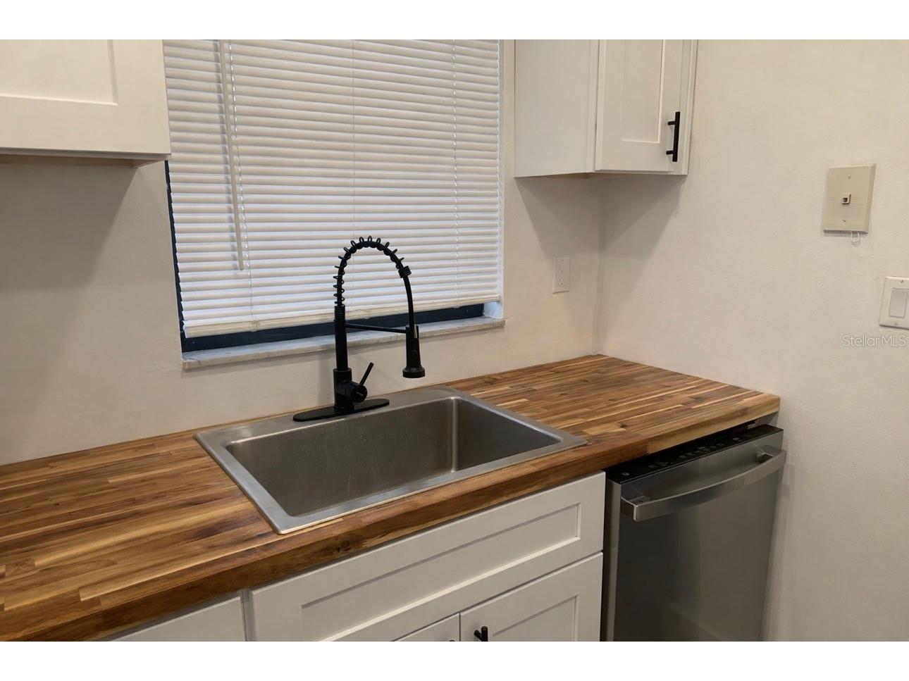1500 Virginia Avenue #212 Daytona Beach FL 32114 OM719488 image5