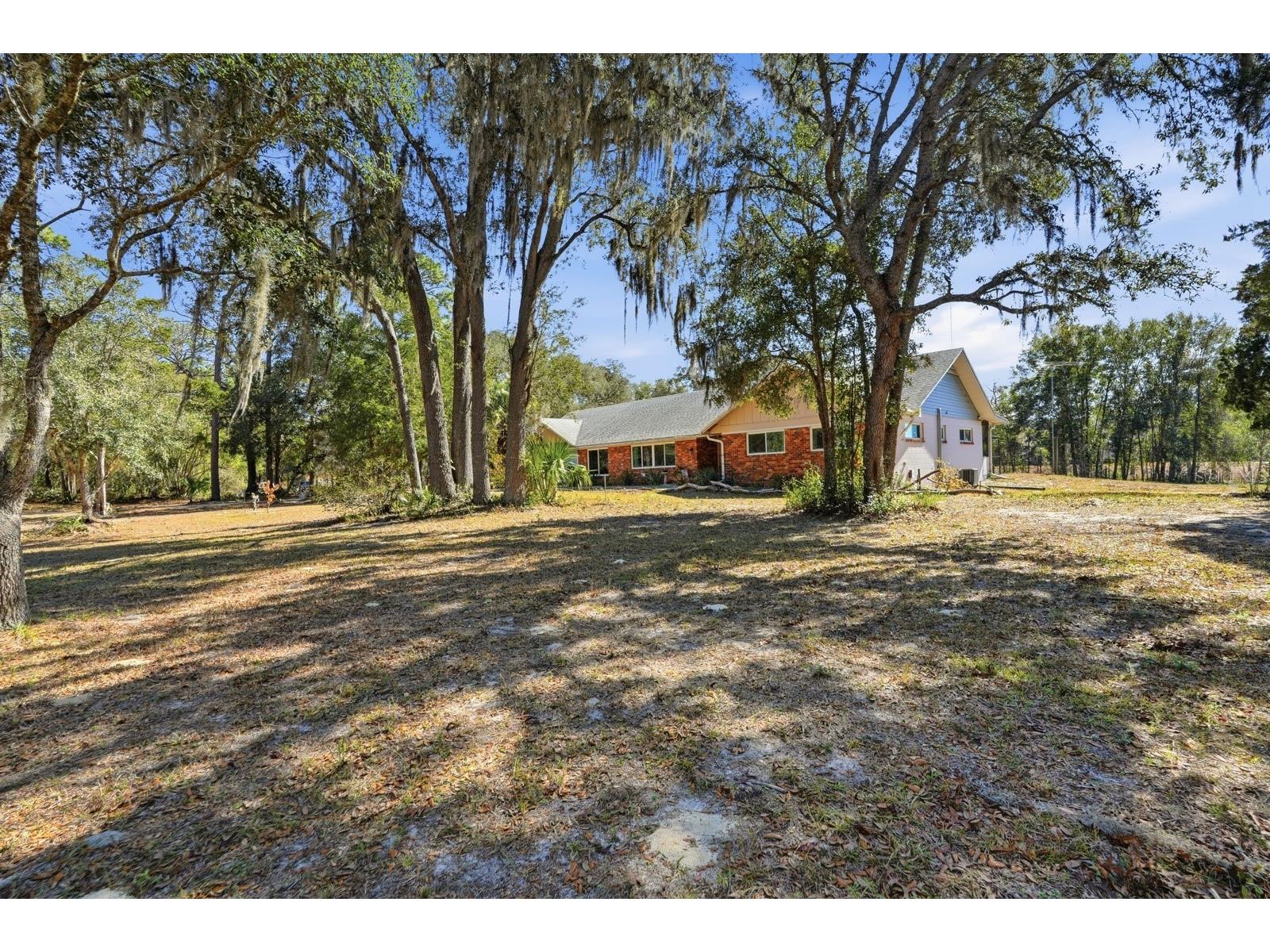 1500 W French Avenue Orange City FL 32763 V4947230 image1