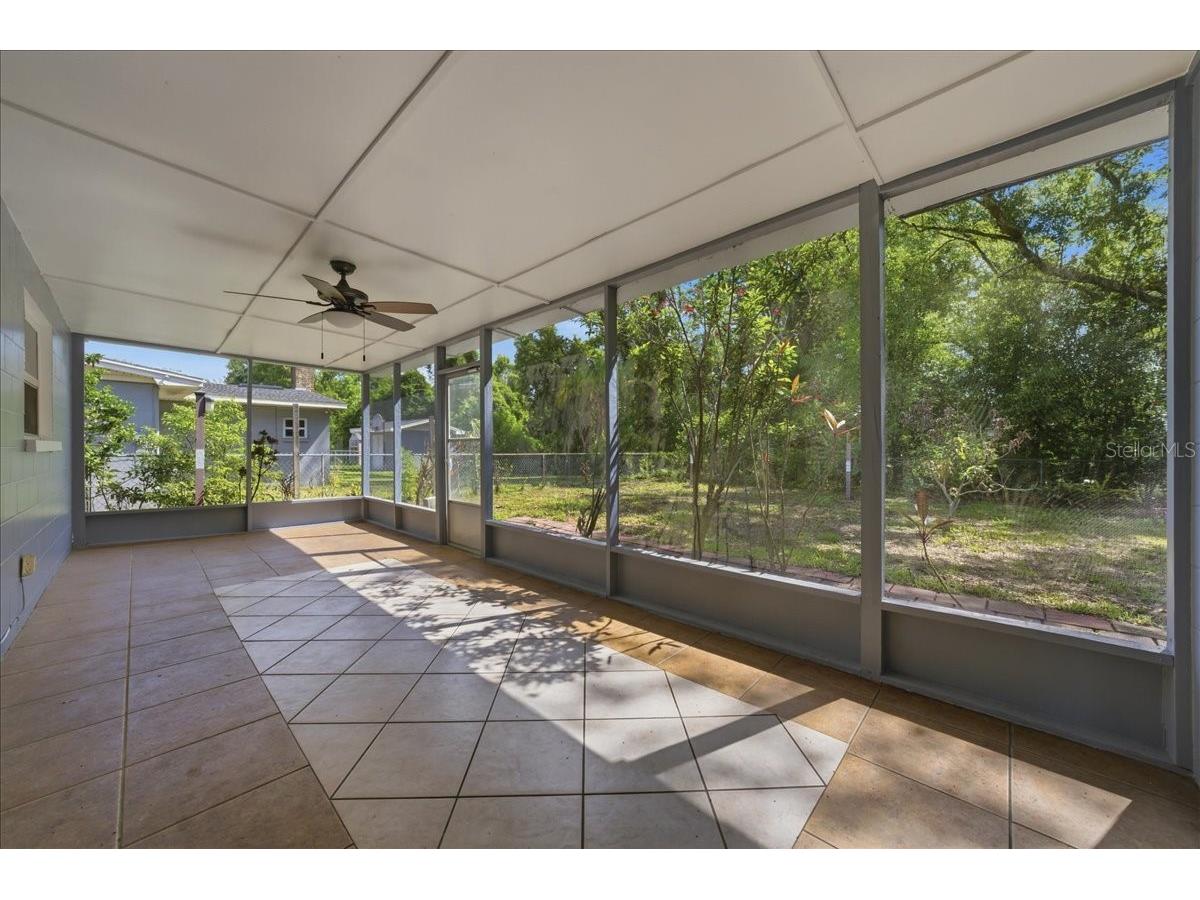 15005 Monet Drive Tampa FL 33613 TB8512114 image28