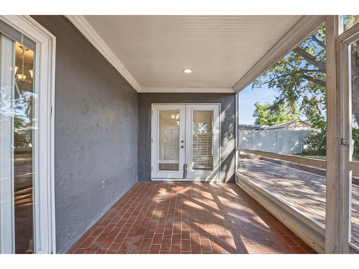 15009 Naples Place Tampa FL 33624 O6359513 image12