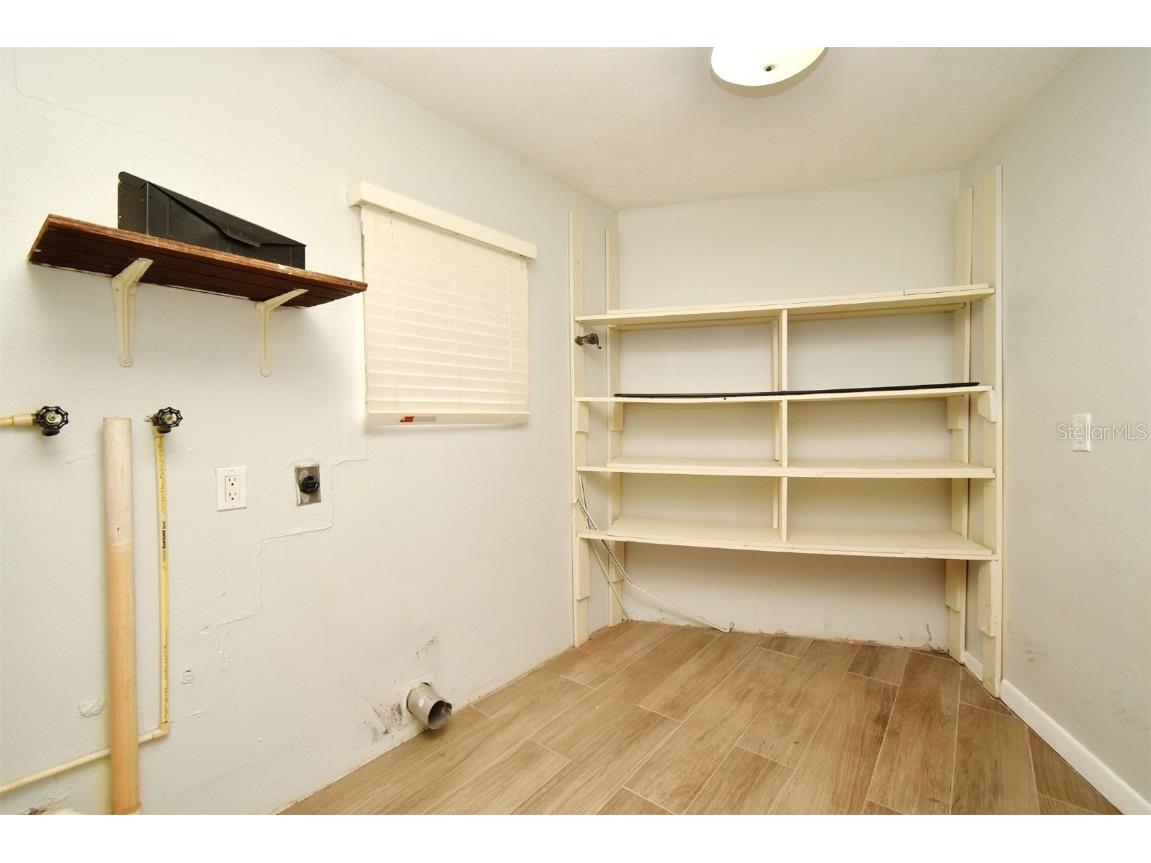 1501 & 1503 E Harding Street Orlando FL 32806 O6275634 image8