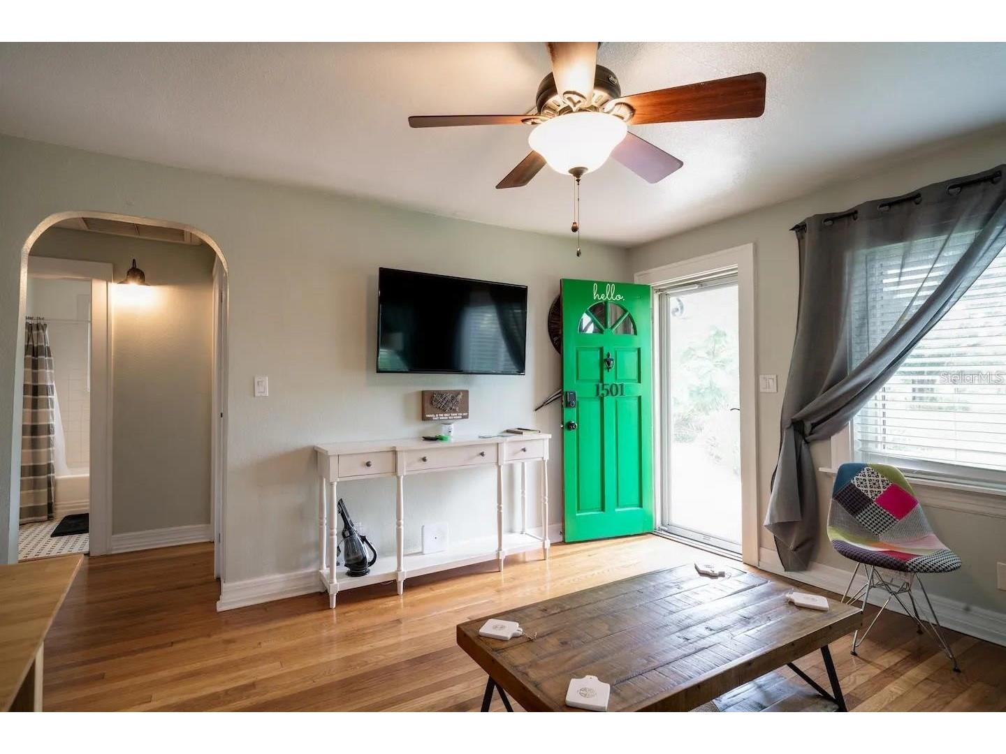1501 29th Avenue N Saint Petersburg FL 33704 TB8495029 image3