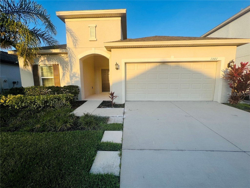 1501 Benevento Street Saint Cloud FL 34771 O6111288 image1