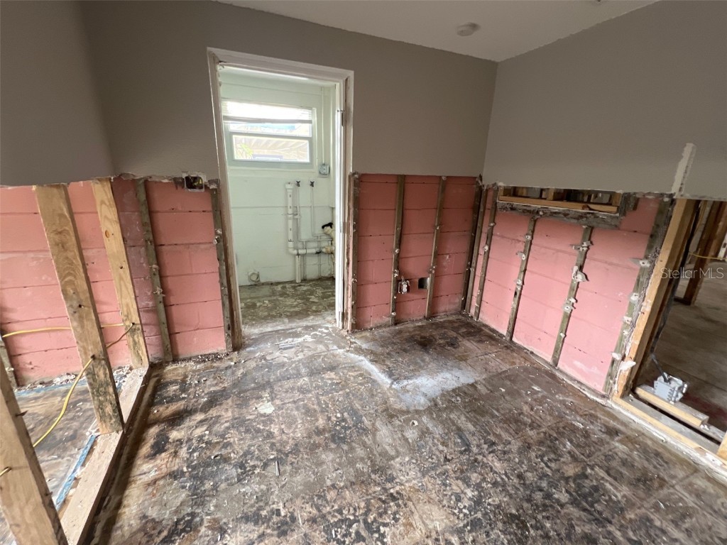 1501 Delaware Avenue NE Saint Petersburg FL 33703 O6284262 image17