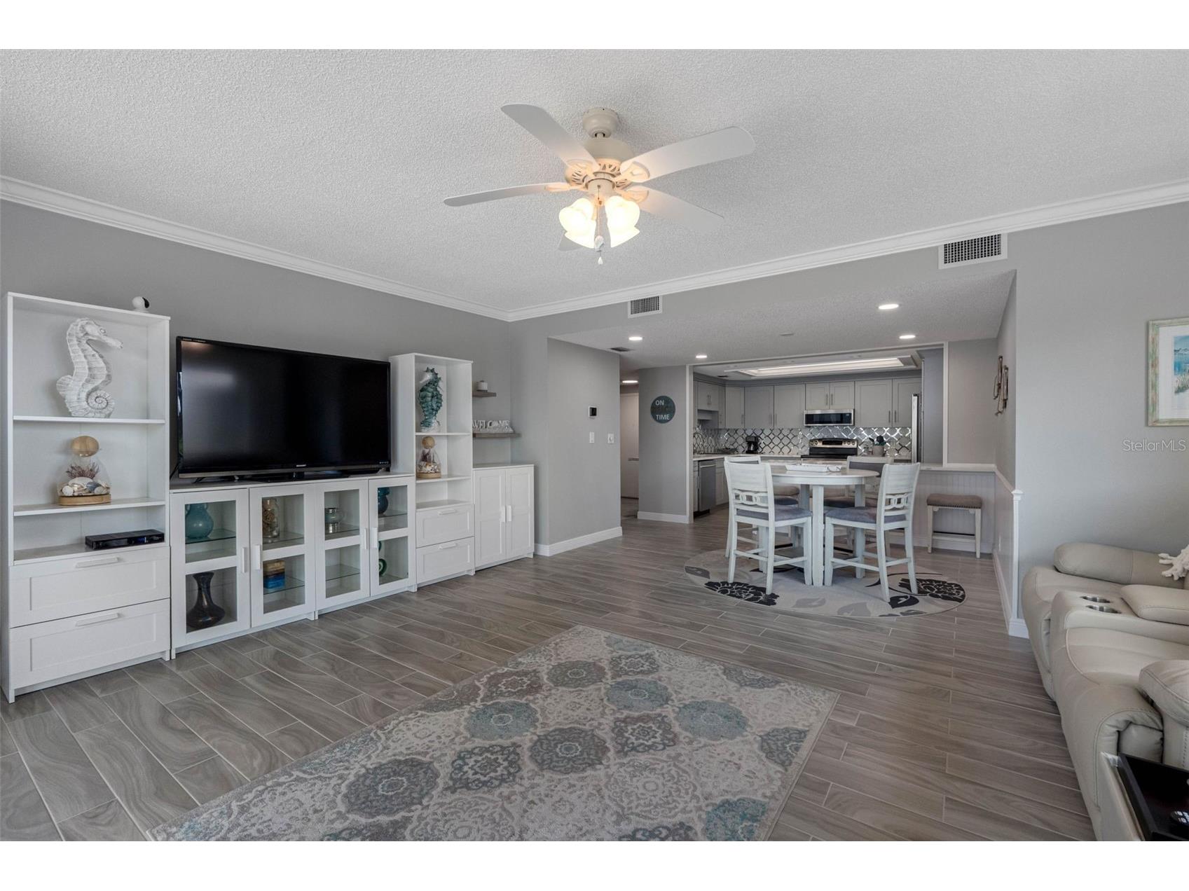 1501 Gulf Boulevard #102 Clearwater Beach FL 33767 TB8497107 image21