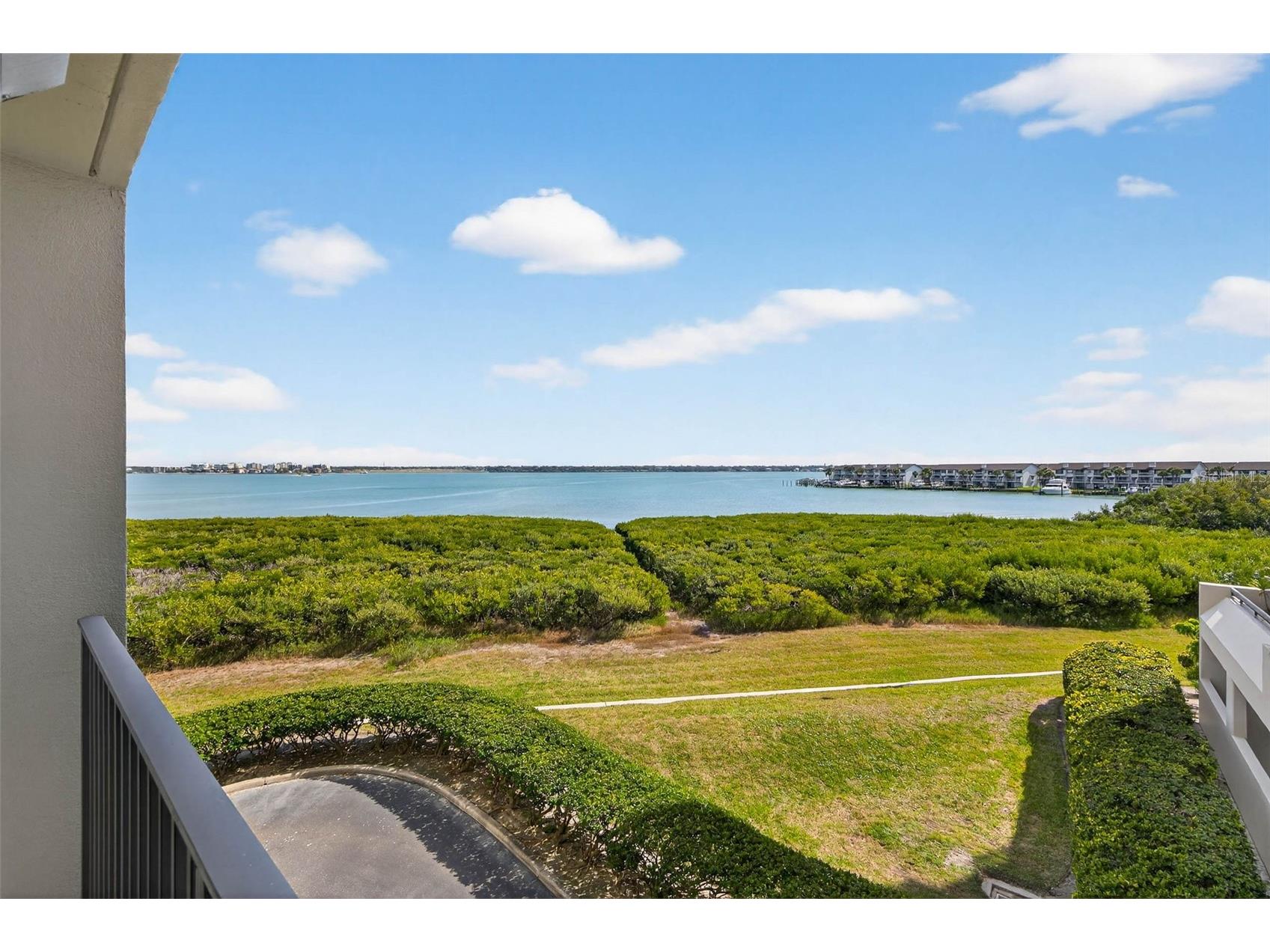 1501 Gulf Boulevard #205 Clearwater Beach FL 33767 - INTRACOASTAL WATERWAY TB8490788 image23