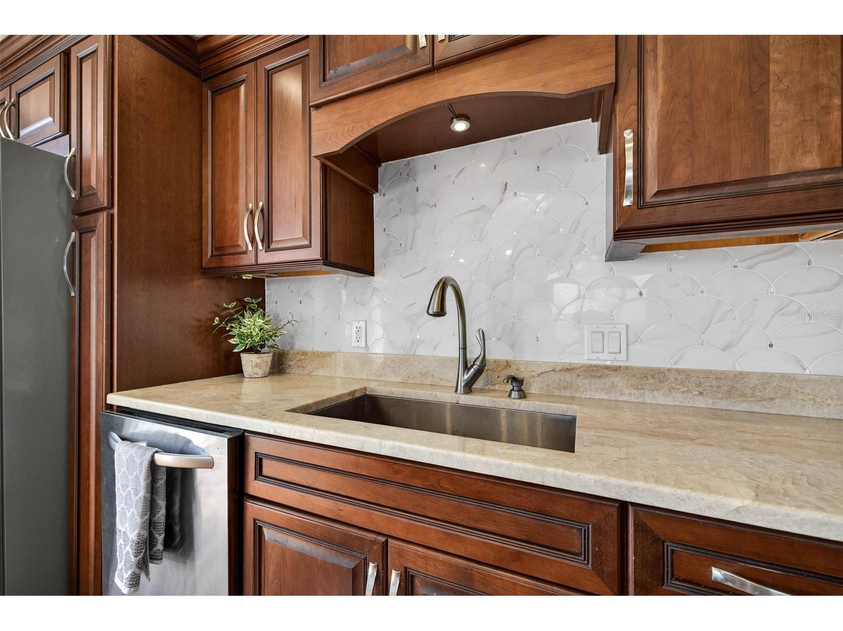1501 Gulf Boulevard #205 Clearwater Beach FL 33767 - INTRACOASTAL WATERWAY TB8490788 image9