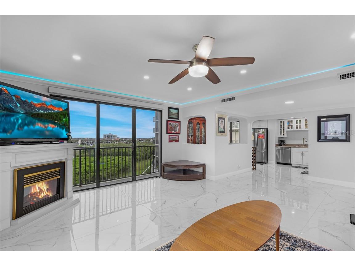 1501 Gulf Boulevard #305 Clearwater Beach FL 33767 TB8424666 image11