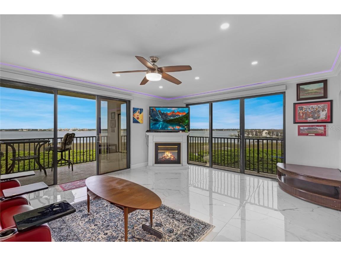 1501 Gulf Boulevard #305 Clearwater Beach FL 33767 TB8424666 image6