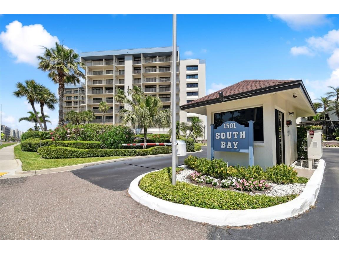 1501 Gulf Boulevard #408 Clearwater Beach FL 33767 TB8455145 image1