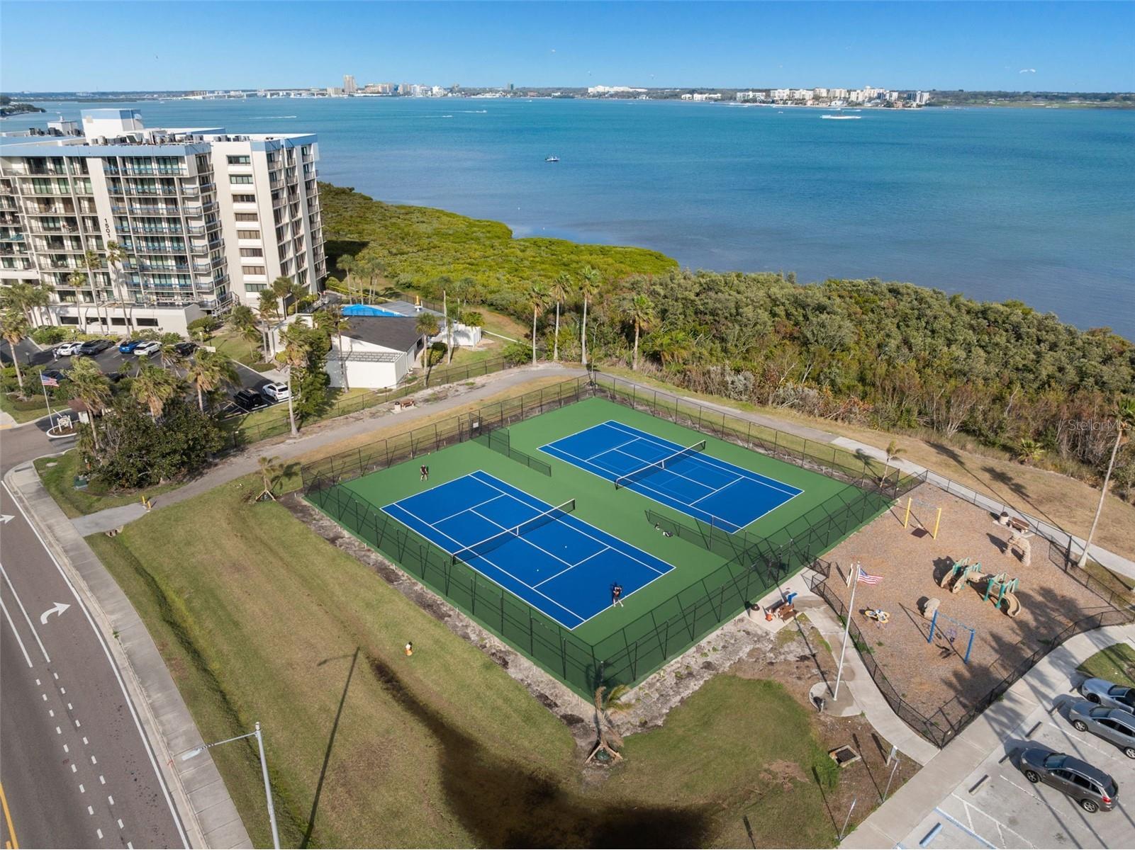1501 Gulf Boulevard #603 Clearwater Beach FL 33767 - INTRACOASTAL WATERWAY AND GULF OF AMERICA TB8481869 image14